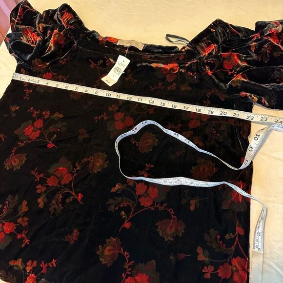 Loft Womens Black Floral Velvet Off the Shoulder Top Large NWT Fairy Grunge Chic - Picture 7 of 10